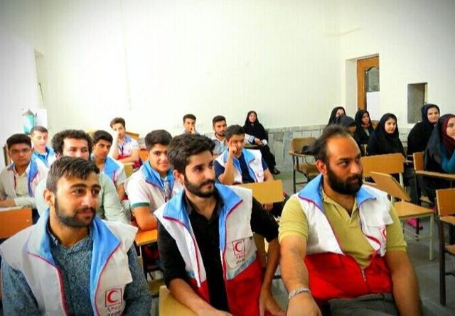 11 کارگاه آموزشی امداد و کمک های اولیه ویژه زائران اربعین برگزار شد