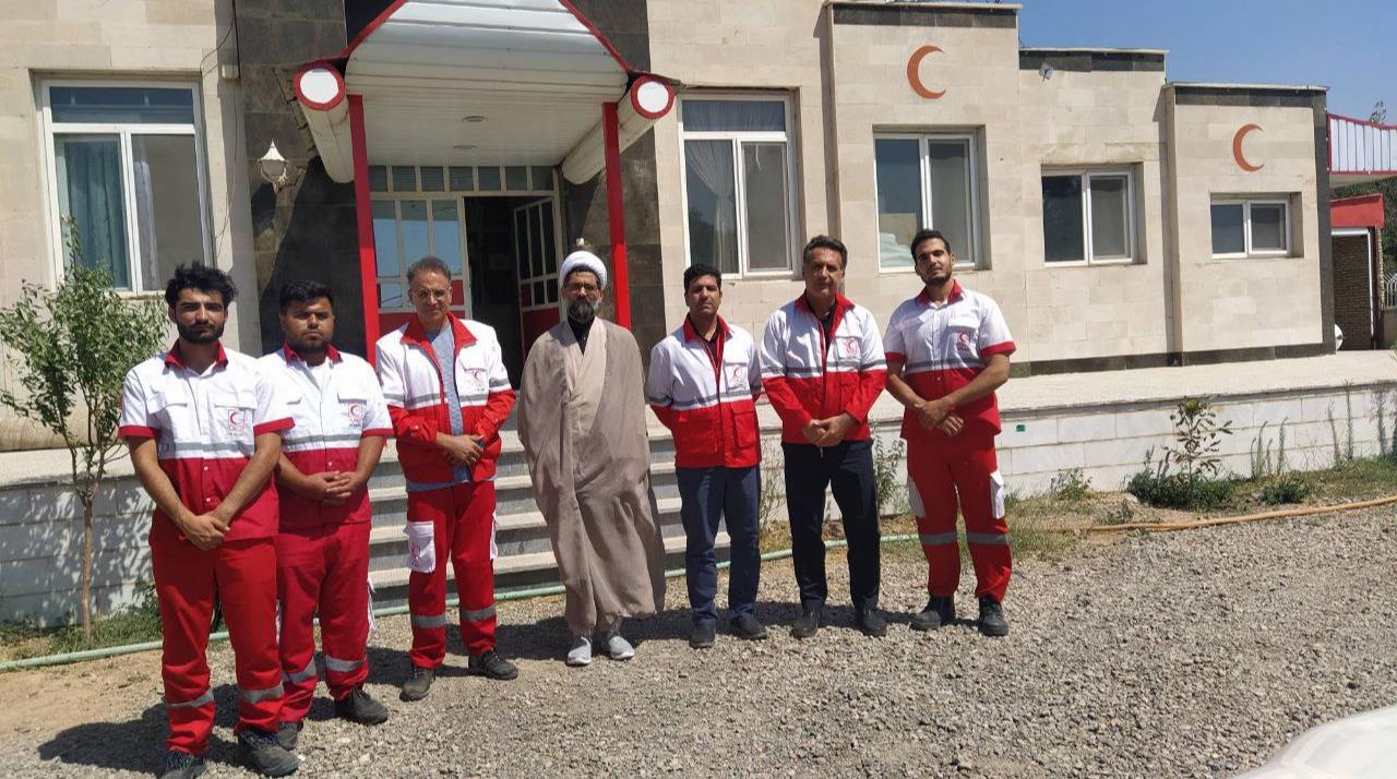 ارزیابی میدانی مسئول دفتر  نمایندگی ولی فقیه در سازمان امدادونجات از نحوه ارائه خدمات به زائران حسینی