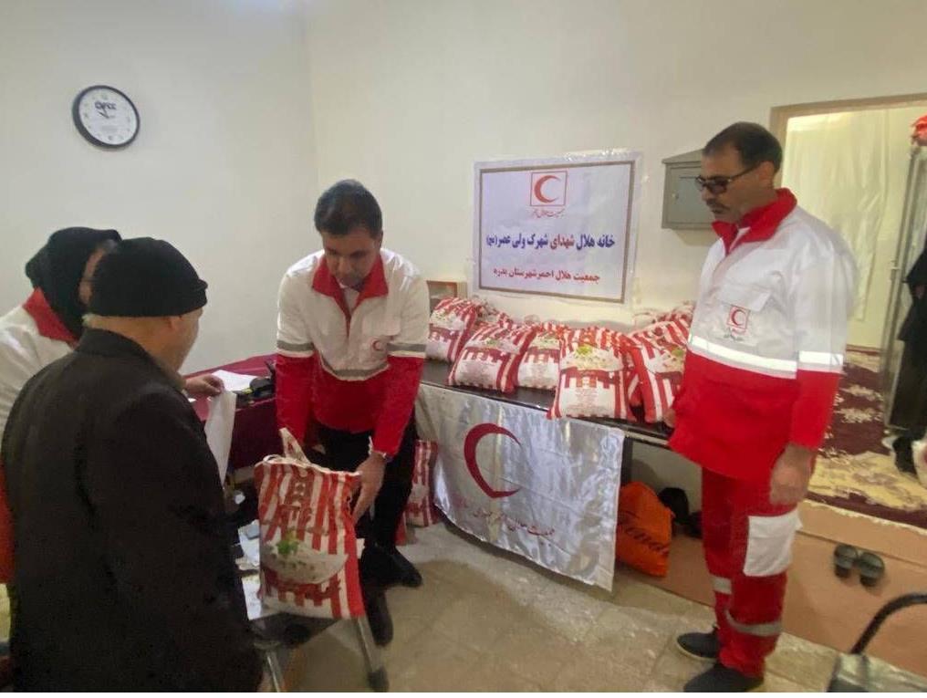 بهره‌مندی ۲۵۰۰ مددجو از خدمات داوطلبانه هلال‌احمر در ایلام
