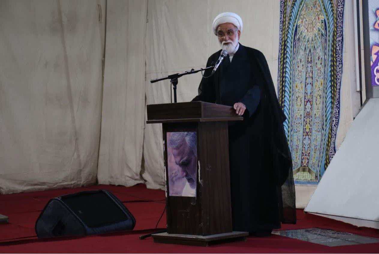 تقدیر نماینده رهبر معظم انقلاب در هلالاحمر از نجاتگران کوهستان/ پوشش امدادی حوادث کوهستان، یکی از سخت ترین ماموریتهای امداد ونجات است