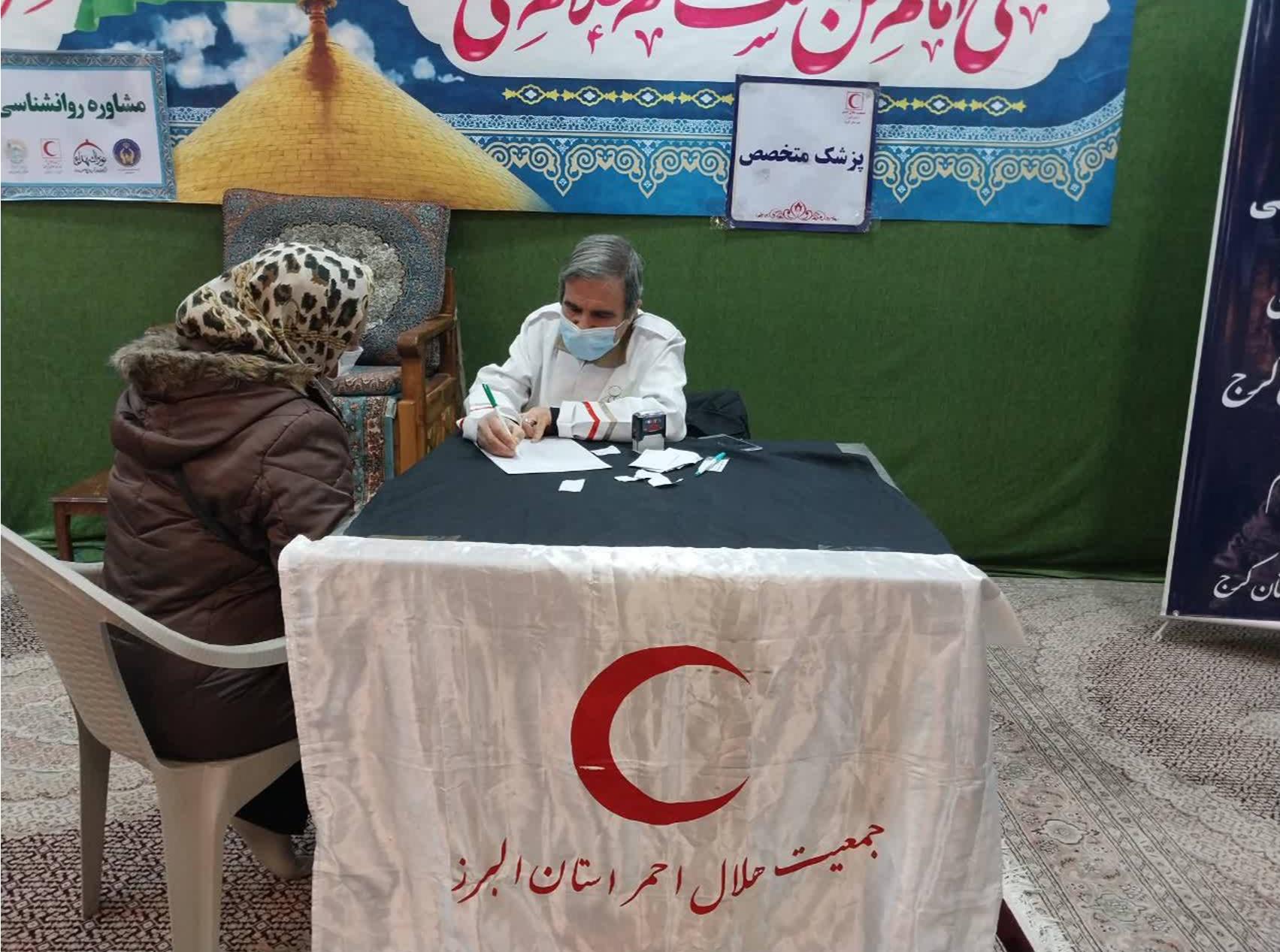بهرهمندی 364 نفر از خدمات کاروان سلامت در منطقه کم برخوردار حسنآباد