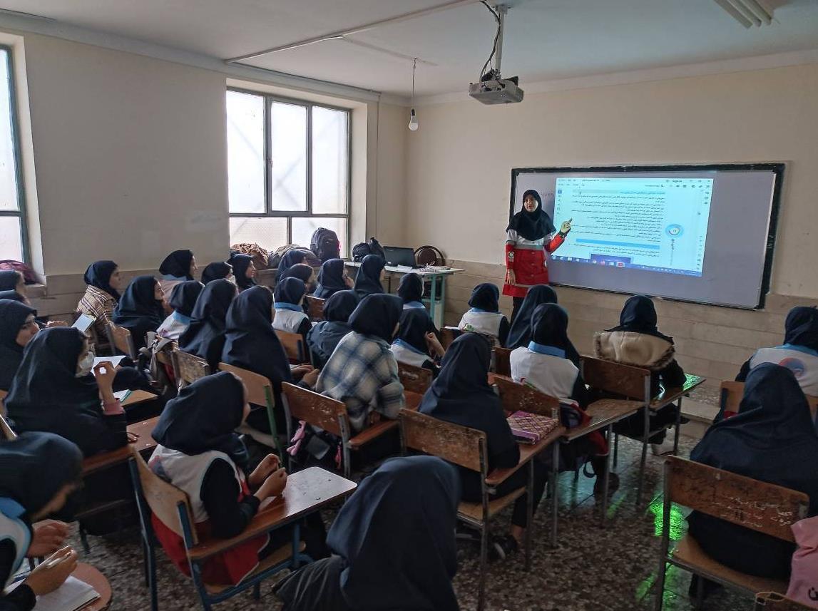 بهره مندی بیش از 4 هزار دانش آموز قزوینی از آموزشهای دادرس