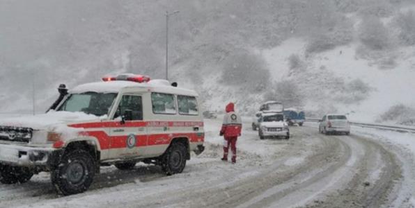 امدادرسانی هلال احمر به ۱۲۱۰ نفر از متاثرین حوادث جوی