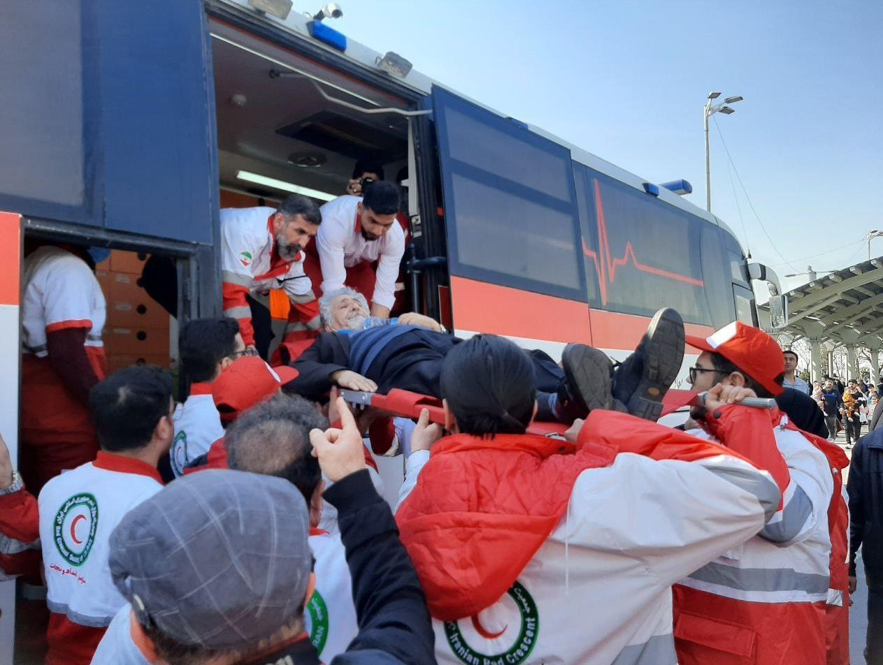 پایان پوشش امدادی مراسم بزرگداشت ۲۲ بهمن با مشارکت ۱۴۶۲ نیروی عملیاتی هلالاحمر در تهران/ به ۱۸۲ مصدوم امدادرسانی شد