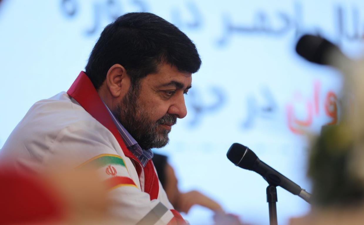 امدادگران تهرانی ناجی بیمار دچار ایست قلبی در امامزاده صالح/ قدردانی رئیس هلالاحمر از اقدام بهموقع و نجاتبخش امدادگران