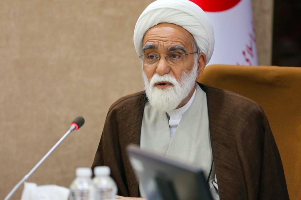 نماینده ولی فقیه در هلال احمر در جلسه شورای عالی تاکید کرد:ضرورت توجه به اسناد بالادستی در برنامهریزیها