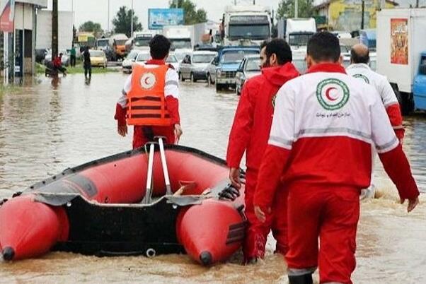 ۱۰ هزار حادثهدیده در پی سیل و آبگرفتگی استانهای جنوبی کشور/ امدادرسانی در ۴ استان ادامه دارد
