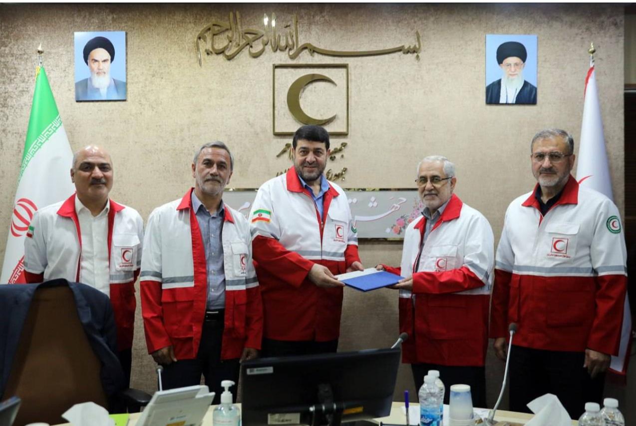 دادستان دیوان محاسبات داوطلب هلالاحمر شد
