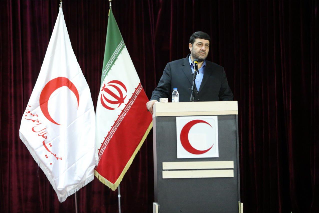 برگزاری آئین تجلیل از کارکنان خدماتی هلال احمر به مناسبت هفته کارگر