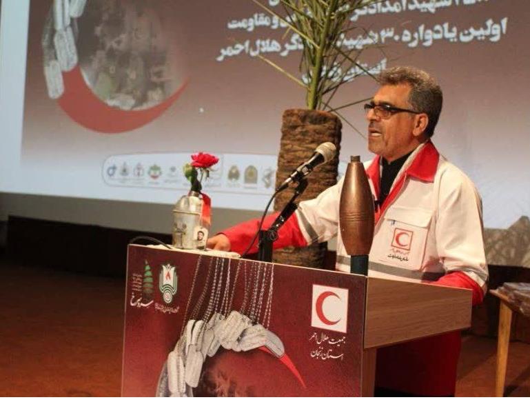 متعهد برای تامین دارو و درمان خانوادههای شهدا خواهیم شد