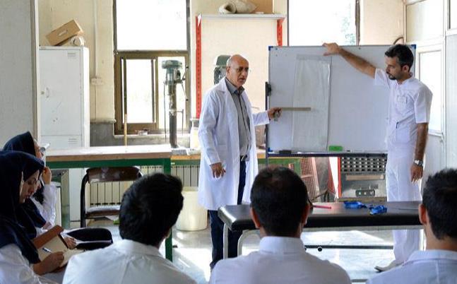 برگزاری کارگاهآموزشی تکنیکهای ساخت«ارتز شنو»در مرکز توانبخشیهلالاحمر