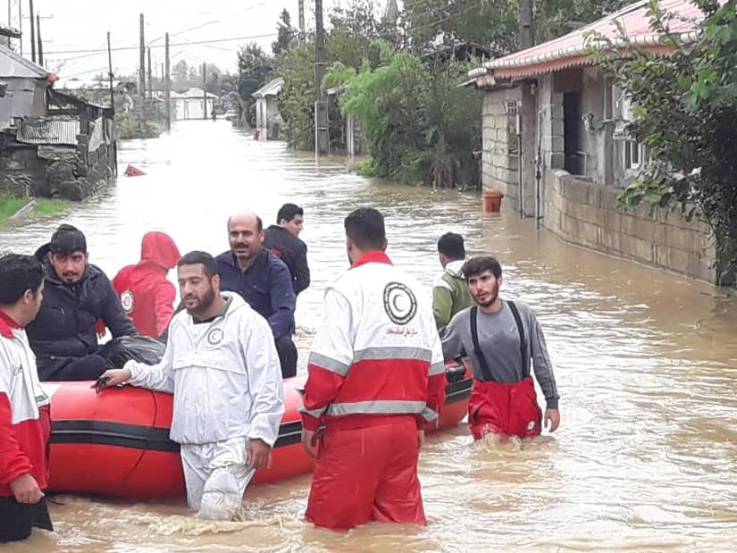 تداوم امدادرسانی به مناطق سیلزده استان گلستان/200 نفر به مناطق امن منتقل شدند