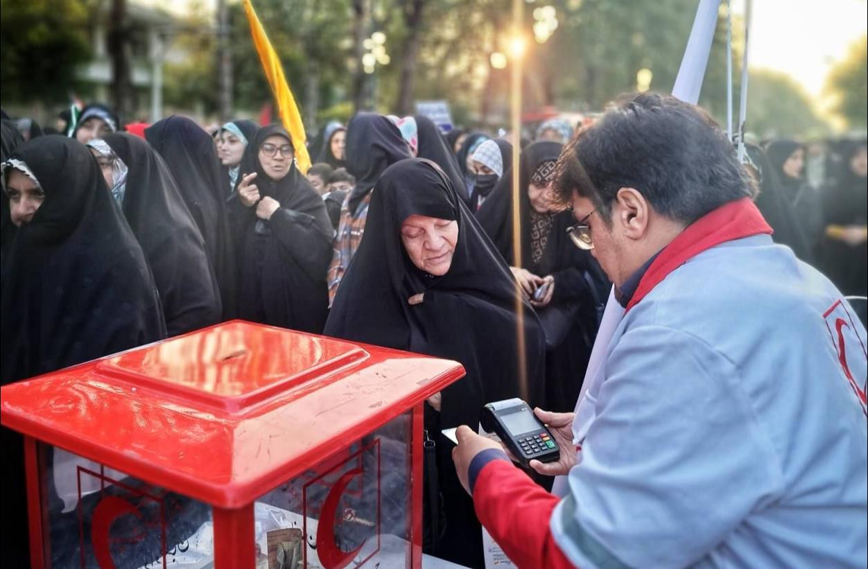 خیری 25 سکه بهار آزادی به ستمدیدگان غزه، لبنان و یمن اهدا کرد