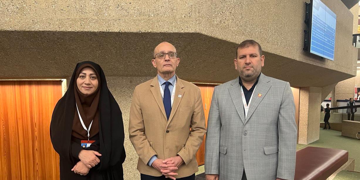 دیدار دبیرکل و معاون امور بینالملل هلالاحمر ایران با مدیر منطقه منا در فدراسیون جهانی صلیب سرخ