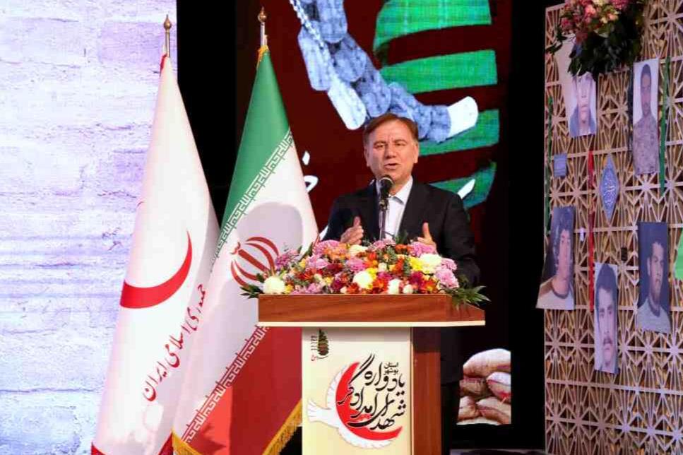 فرهنگ و روحیه شهدای امدادگر در جامعه ترویج شود