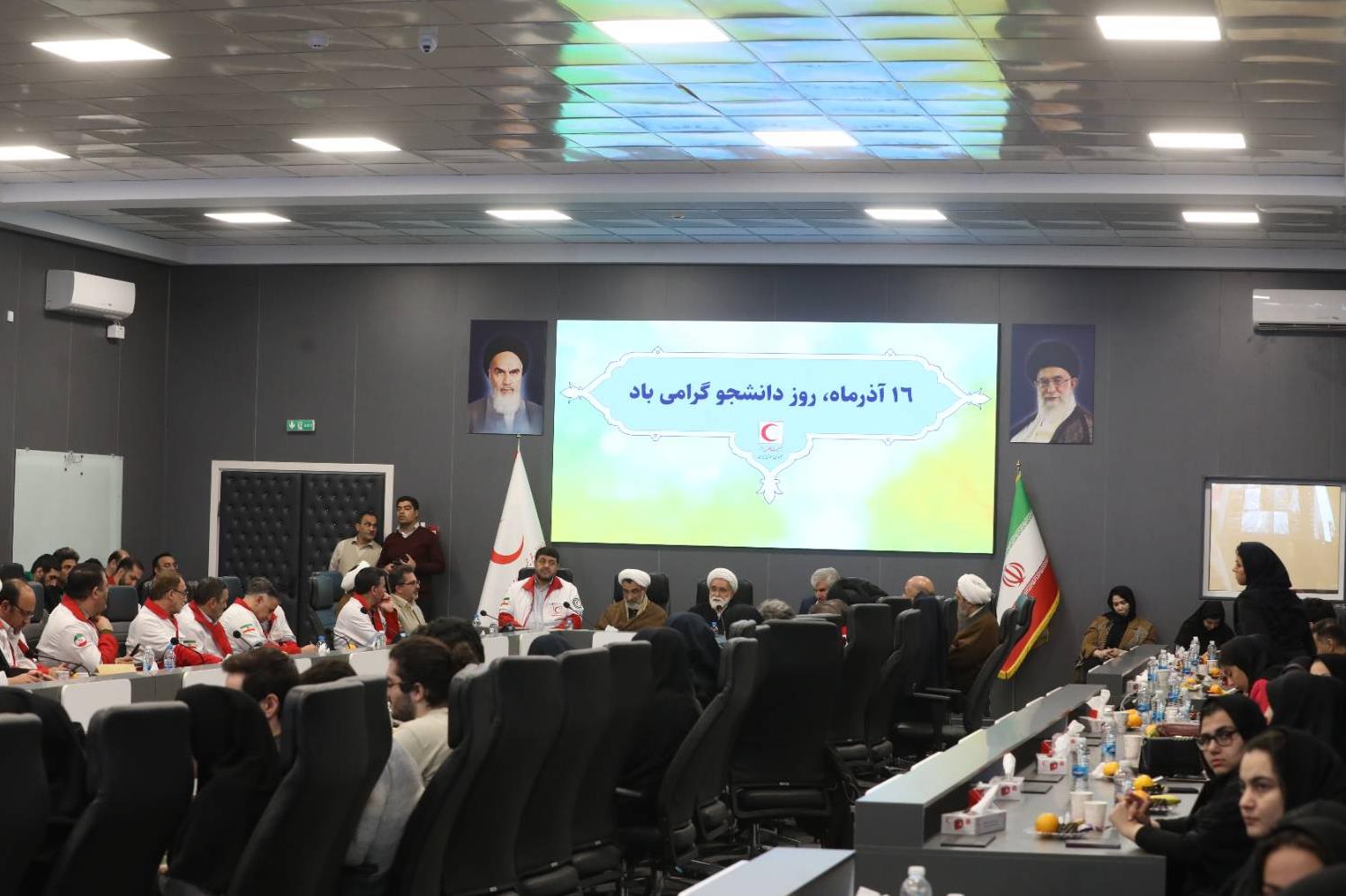 برگزاری نشست هماندیشی حکمرانی علم و فرهنگ در هلالاحمر