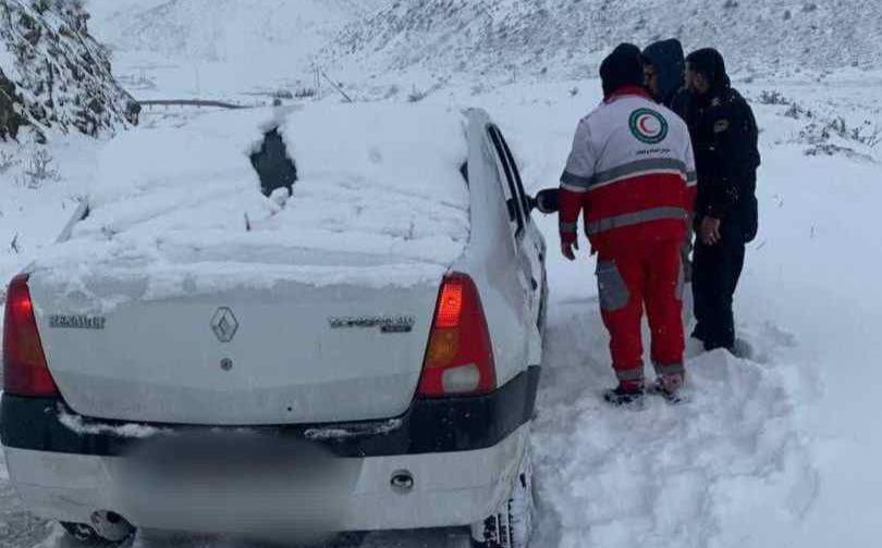 تداوم امدادرسانی به متاثرین از برف و کولاک در ۱۶ استان کشور