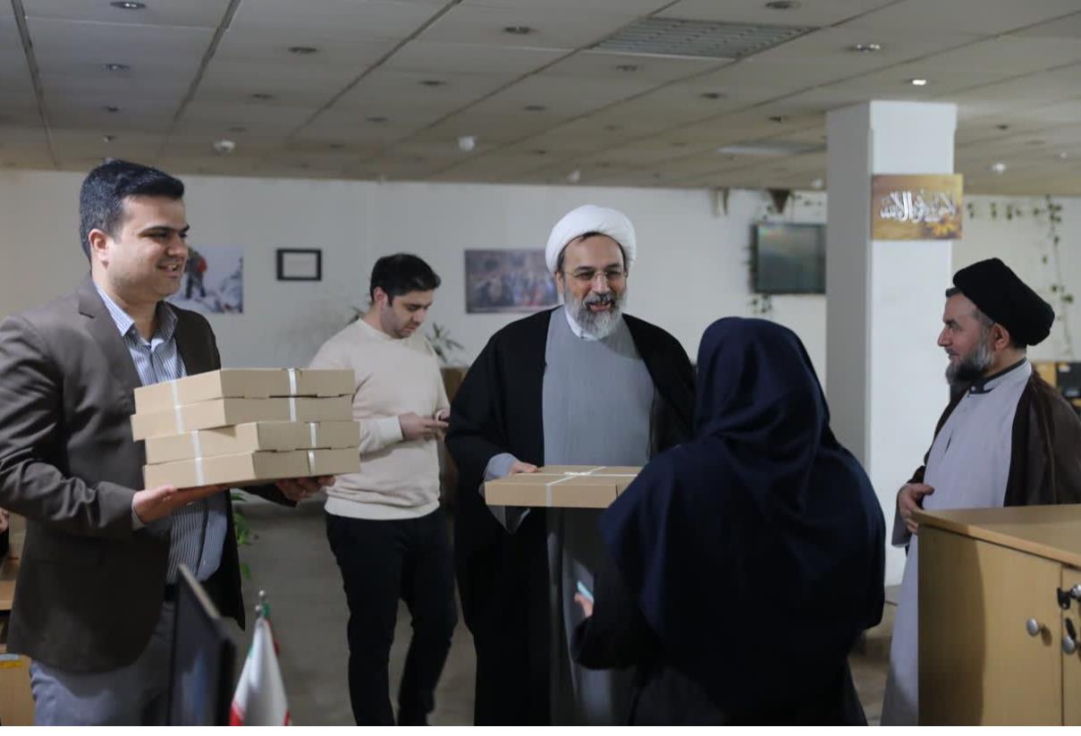 قدردانی از بانوان شاغل در جمعیت هلالاحمر