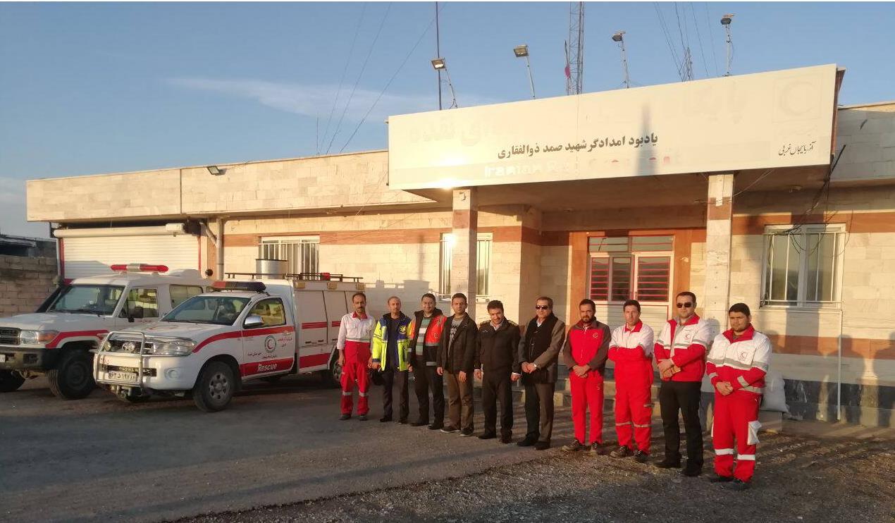 فداکاری رزمندگان امدادونجات بر فراز قلهها