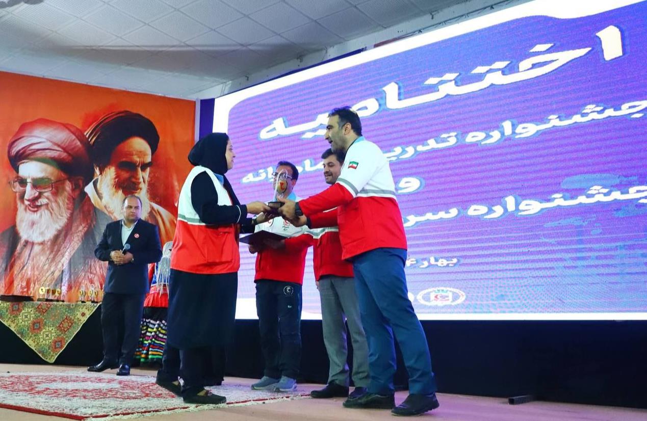 معرفی مدرسان برتر در جشنواره مهارتمحور "تدریس ماهرانه" سازمان جوانان هلالاحمر