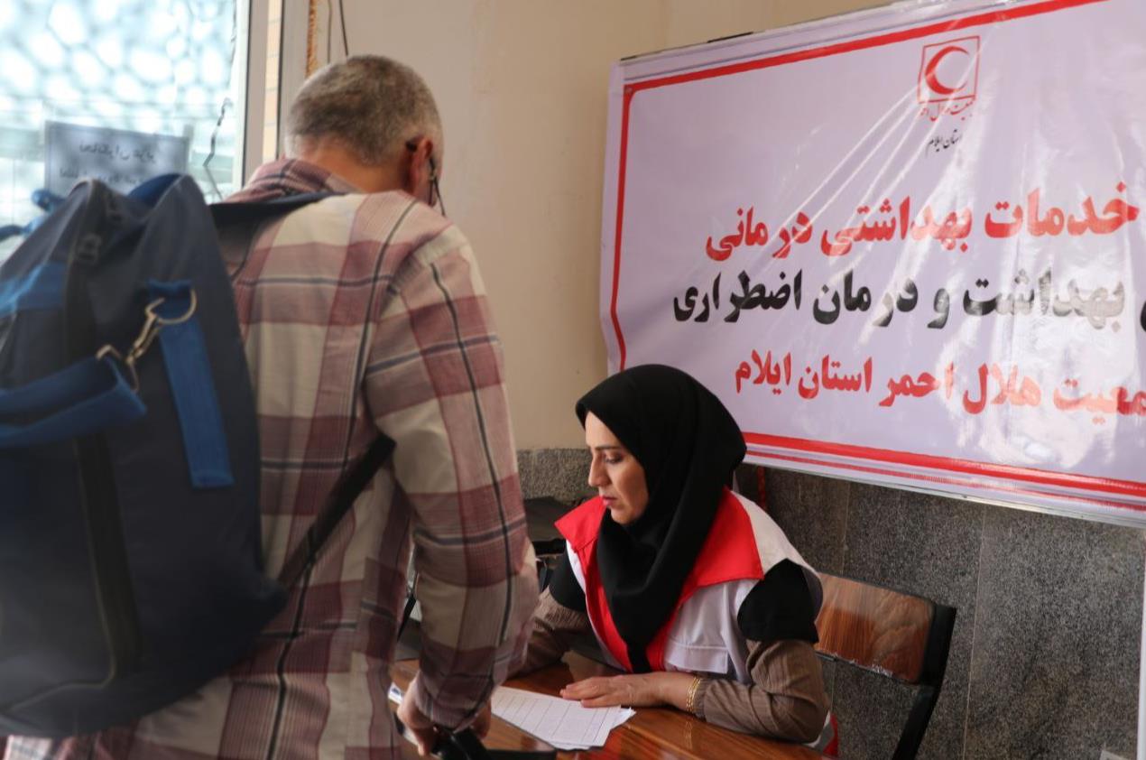 ارائه بیش از ۸۰ هزار خدمت در ۱۲ روز با پشتیبانی کامل عملیاتی به زائران اربعینی در مرز مهران