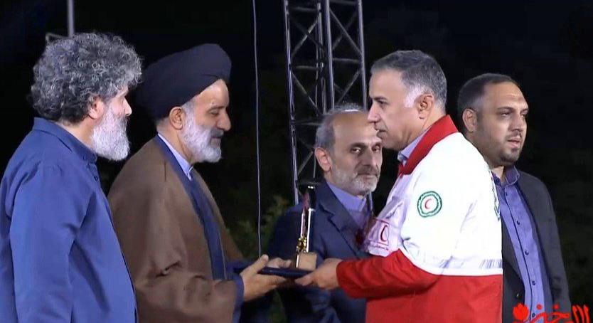 تقدیر از مدیرعامل و عوامل عملیاتی هلال احمر استان تهران در یادواره شهدای لالهخیز