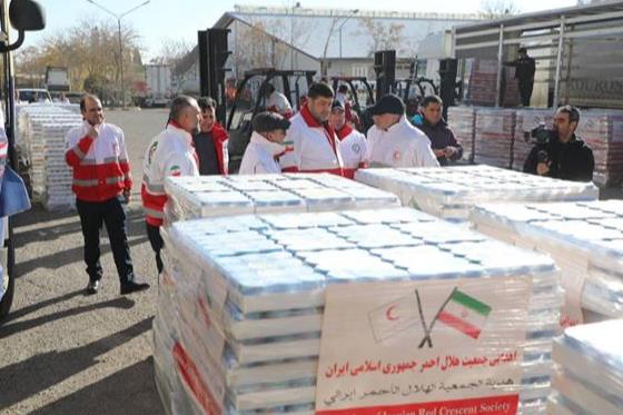 تأمین یک میلیون بسته غذایی برای تجهیز انبارهای امدادی هلالاحمر