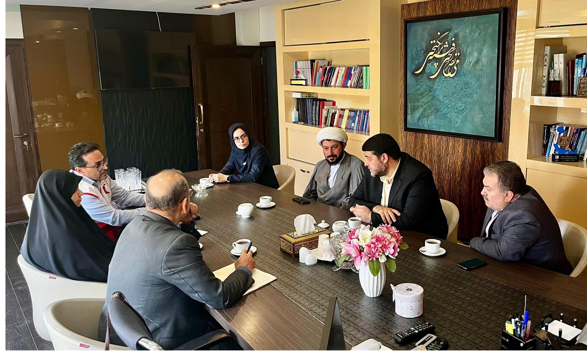بازدید رئیس جمعیت هلالاحمر از مؤسسه آموزش عالی هلال ایران