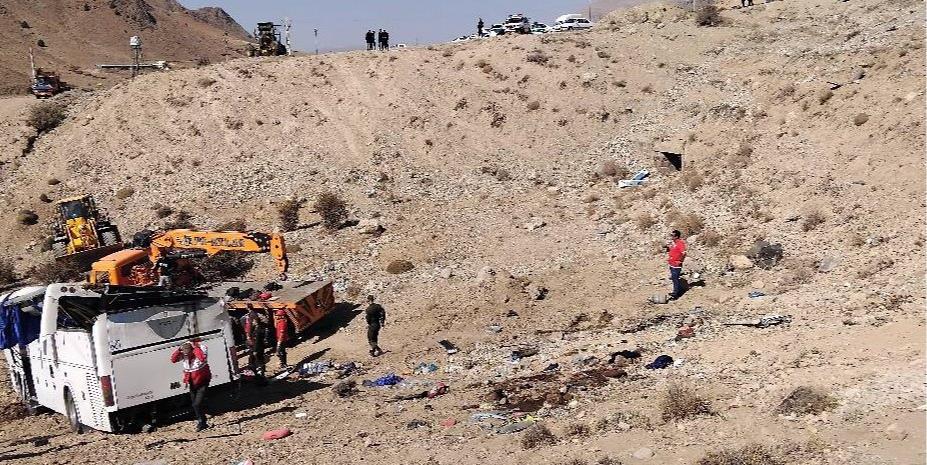 جان باختن ۴ نفر در واژگونی اتوبوس محور فیروزکوه – امین‌آباد