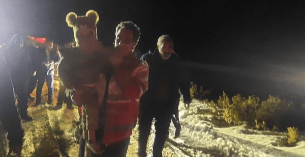 نجات خانواده گرفتار در ارتفاعات سهند