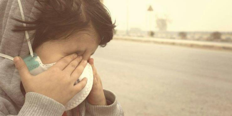 چگونه از کودکان در برابر آلودگی هوا محافظت کنیم؟ توصیههای ضروری برای والدین و مدارس