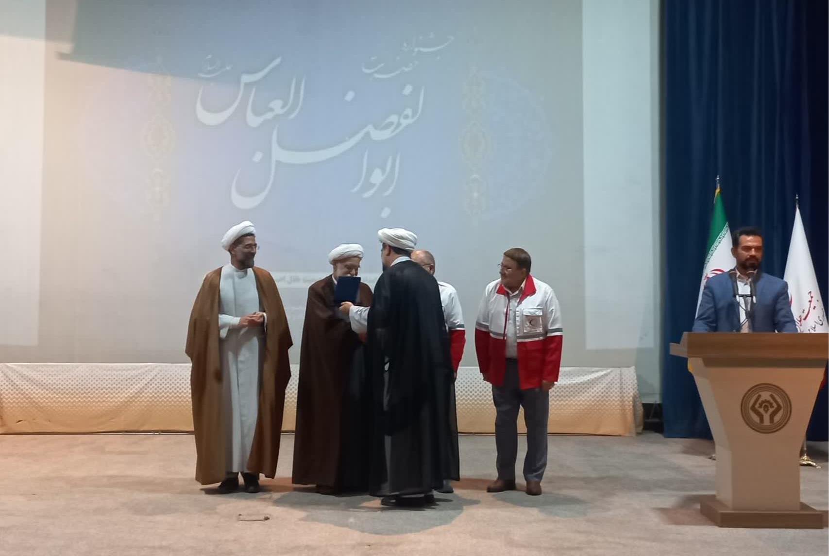 ایثارگریهای امدادگران جمعیت هلال احمر برآمده از فرهنگ دلاوری و فداکاری شهداست