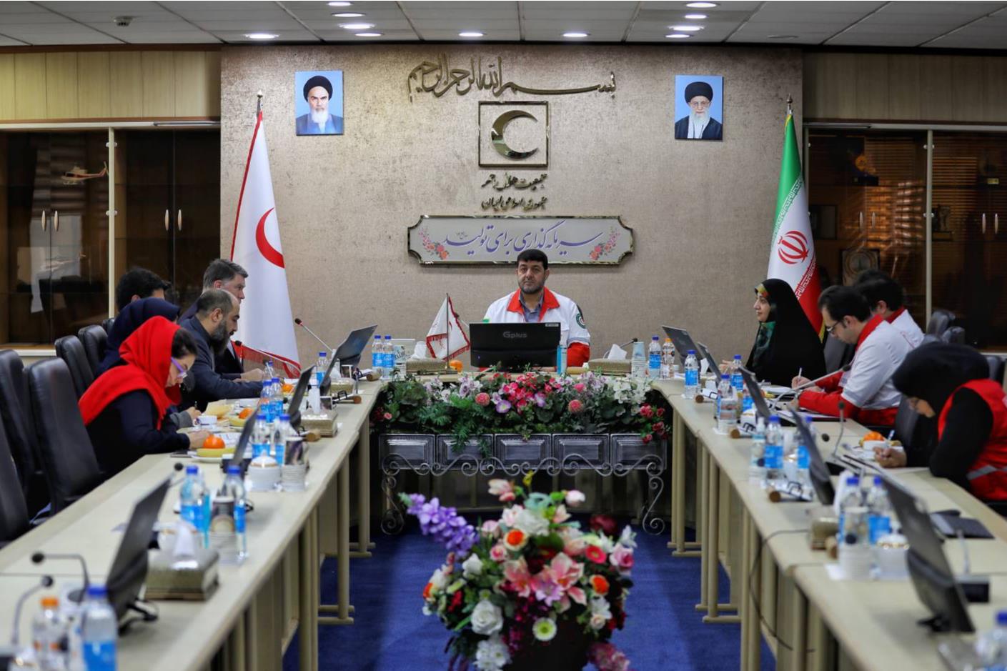 تأکید بر هماهنگی سهجانبه هلالاحمر ایران، کمیته بینالمللی و فدراسیون جهانی صلیب سرخ برای تقویت اقدامات بشردوستانه