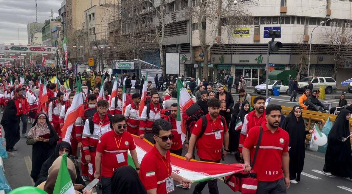 ۲۲ بهمن؛ جلوهای از وحدت ملی و حماسه خدمت بیمنت/ پیام قدردانی دکتر کولیوند از تلاش امدادگران و تیمهای سلامت برای خدمت به راهپیمایان