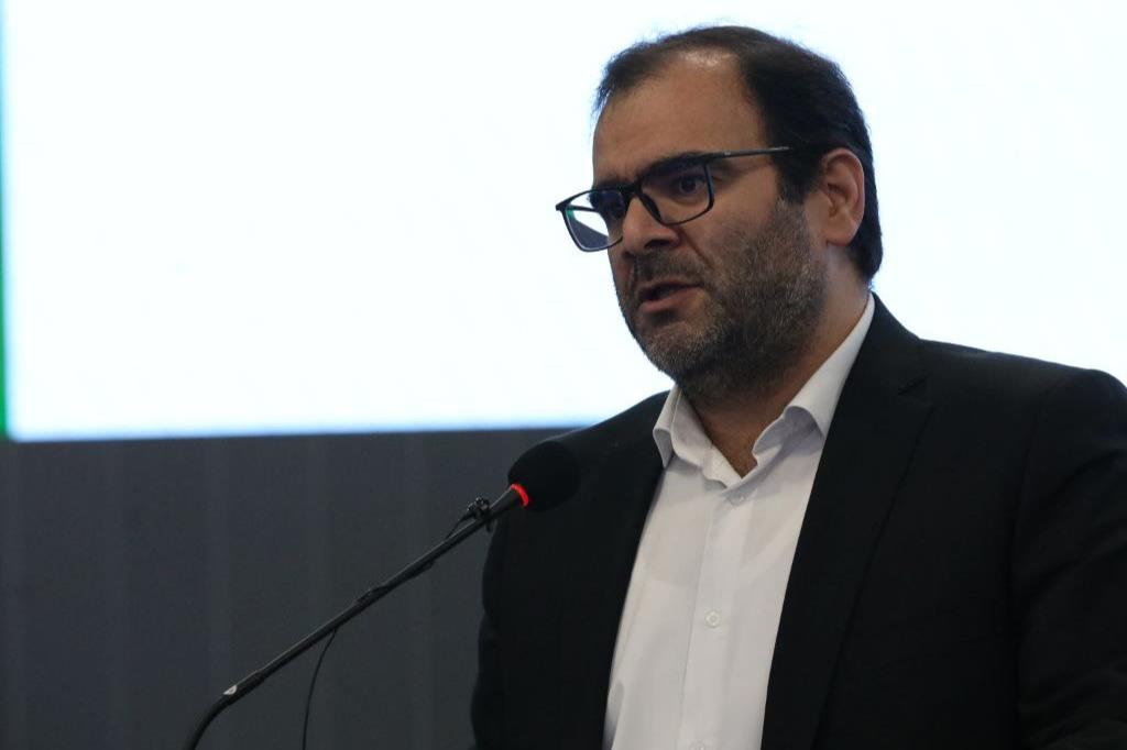 پروژههای نیمهتمام تعیینتکلیف میشود/انتظامبخشی به فعالیتهای اقتصادی شرکتها و حرکت بهسوی تبدیل شدن به نهاد مالی تحت نظارت بورس کلید خورد
