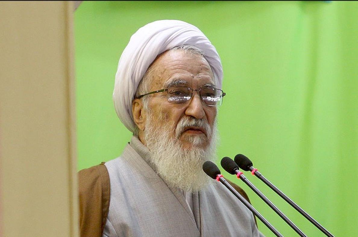 تقدیر آیتالله محمدعلی موحدی کرمانی از عملکرد جهادی هلالاحمر