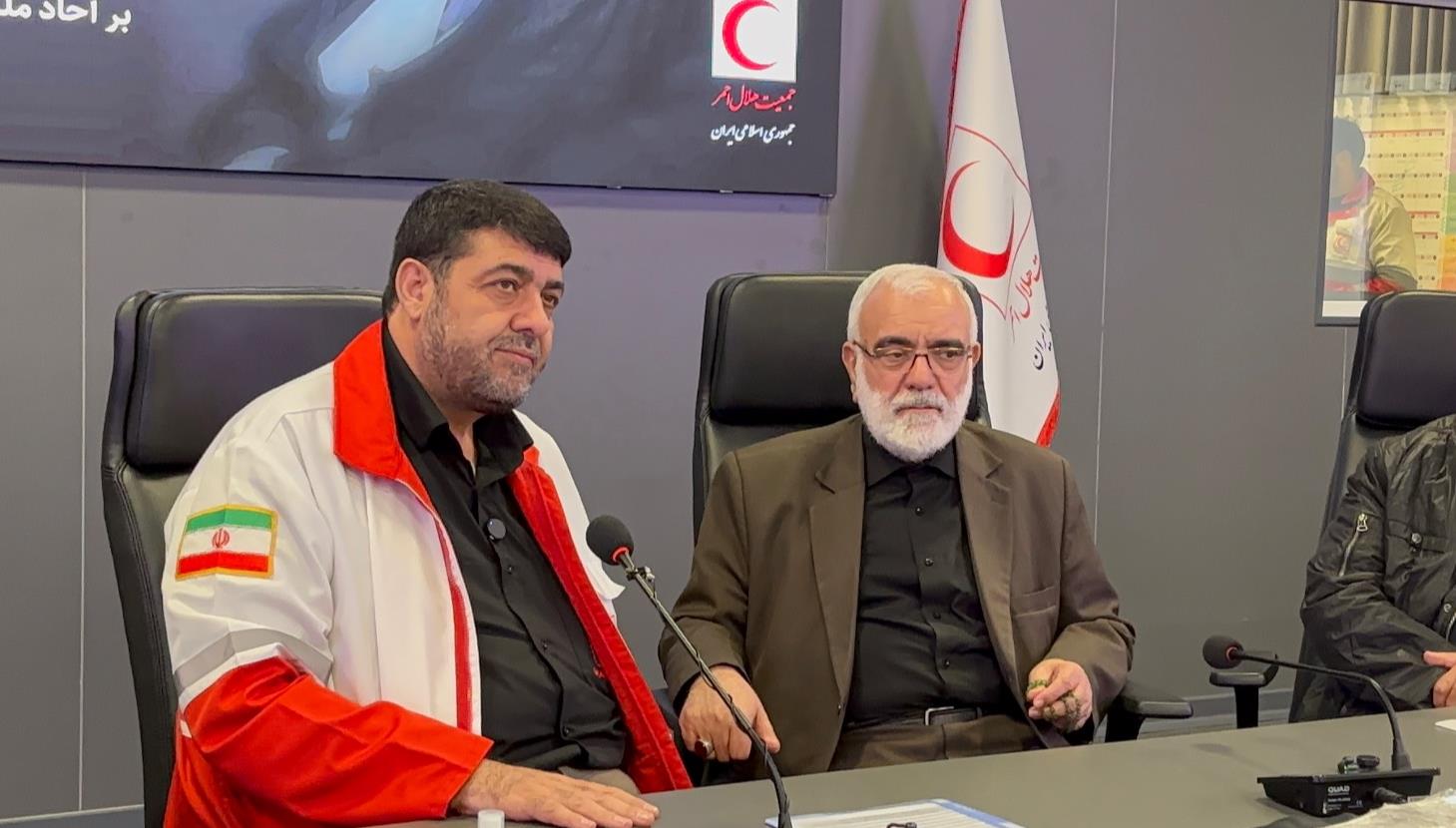 قدردانی رئیس کمیته امداد امام خمینی از خدمات هلالاحمر در جنگ