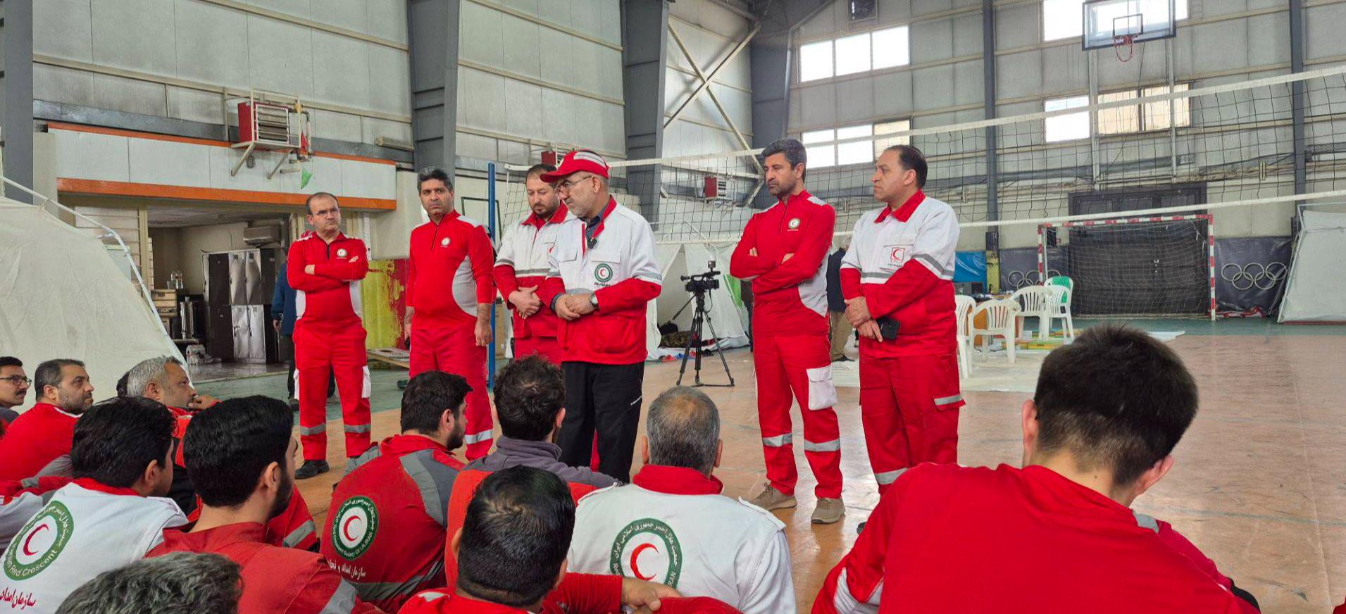 امدادگران، سربازان میدان نبرد انسانیت در جنگ احزاب دوم هستند+فیلم