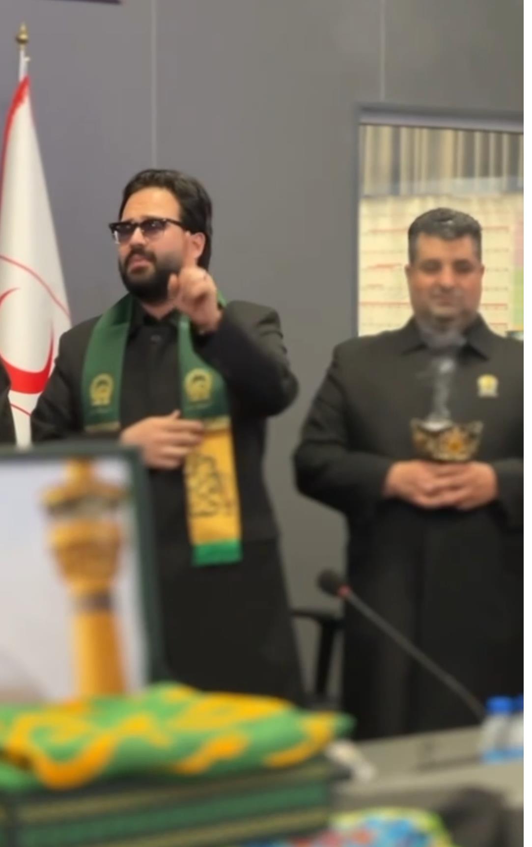 حضور خادمین امام رضا (ع) در جمع مدیران و امدادگران هلالاحمر/ فیلم
