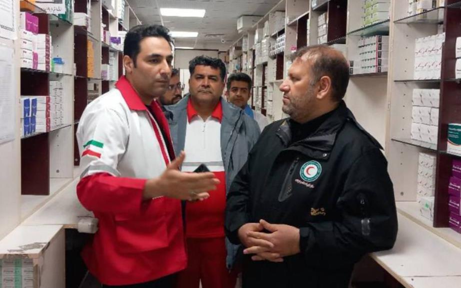بازدید دبیرکل هلالاحمر از آمادگی نیروهای عملیاتی و داروخانه این جمعیت در البرز