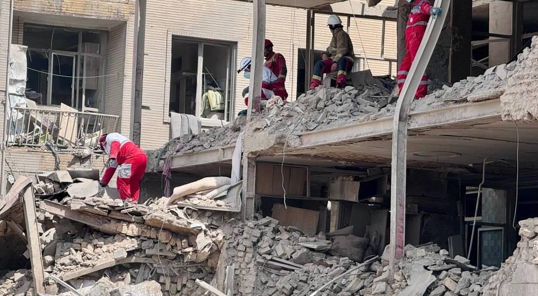 رئیس هلال احمر: تا به امروز ۱۲۵ هزار و ۶۳۰ واحد غیرنظامی آسیب دیده اند/فیلم