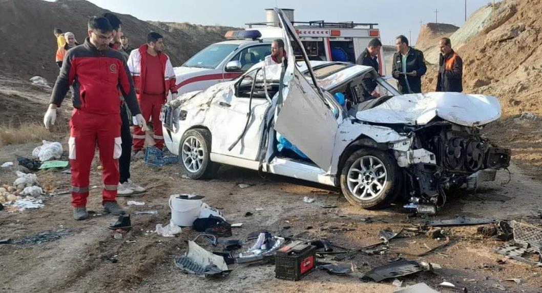 امدادرسانی هلالاحمر به 13 حادثهدیده در پی واژگونی خودرو در محور فهرج-زاهدان