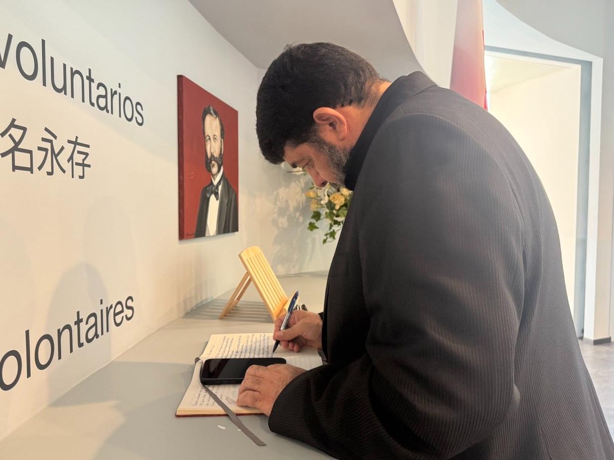 قدردانی رئیس هلالاحمر ایران از میزبانی فدراسیون جهانی؛ تأکید بر افقهای جدید همکاریهای بشردوستانه