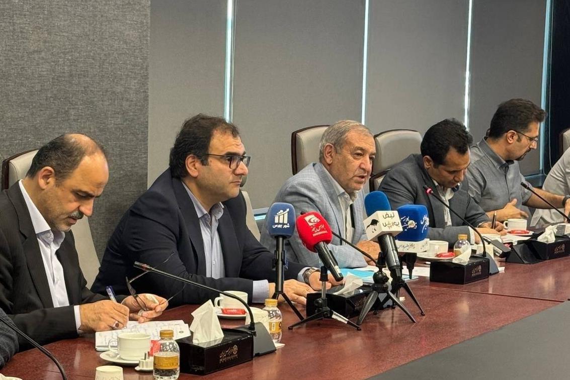 پای هلال احمر به تالار شیشهای باز شد؛ «زهلال» در صف عرضه اولیه